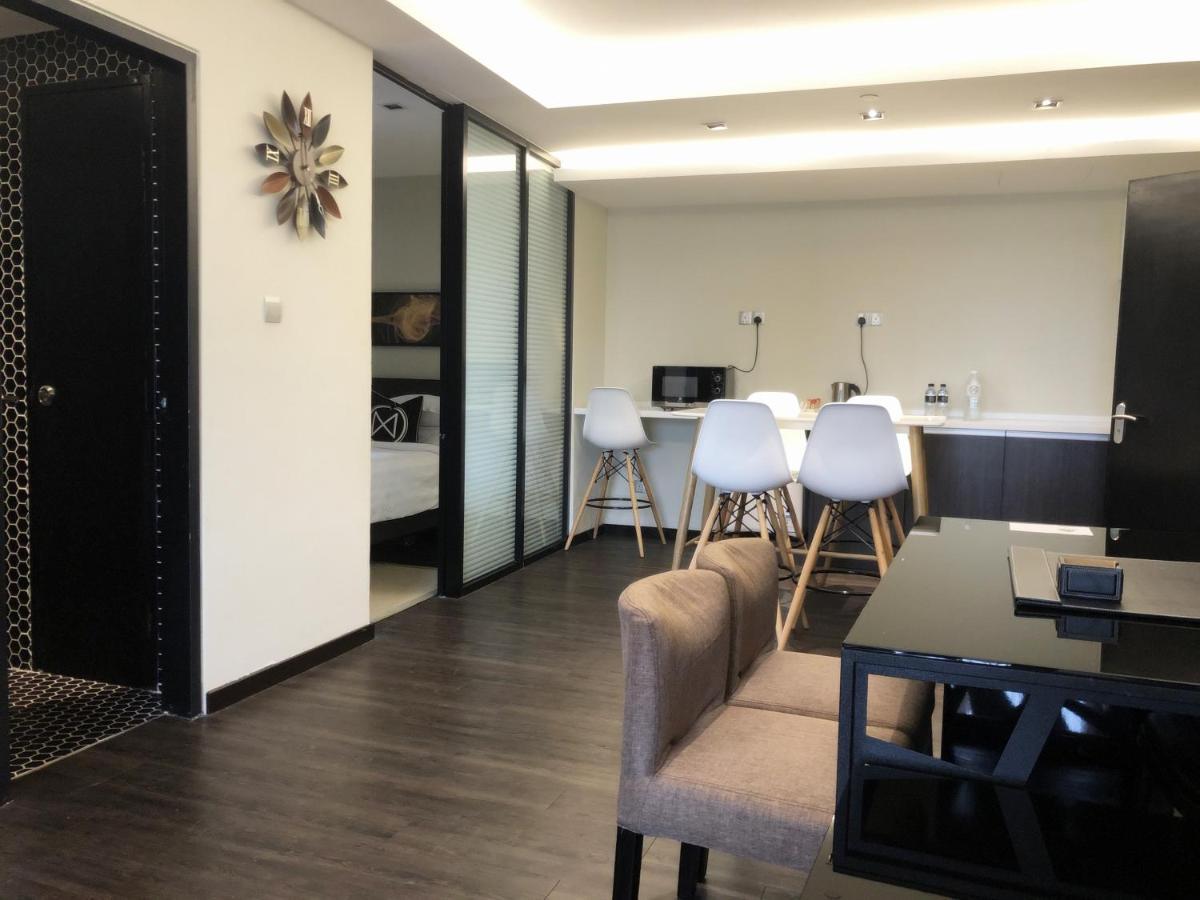 M Roof Hotel & Residences Ipoh Esterno foto
