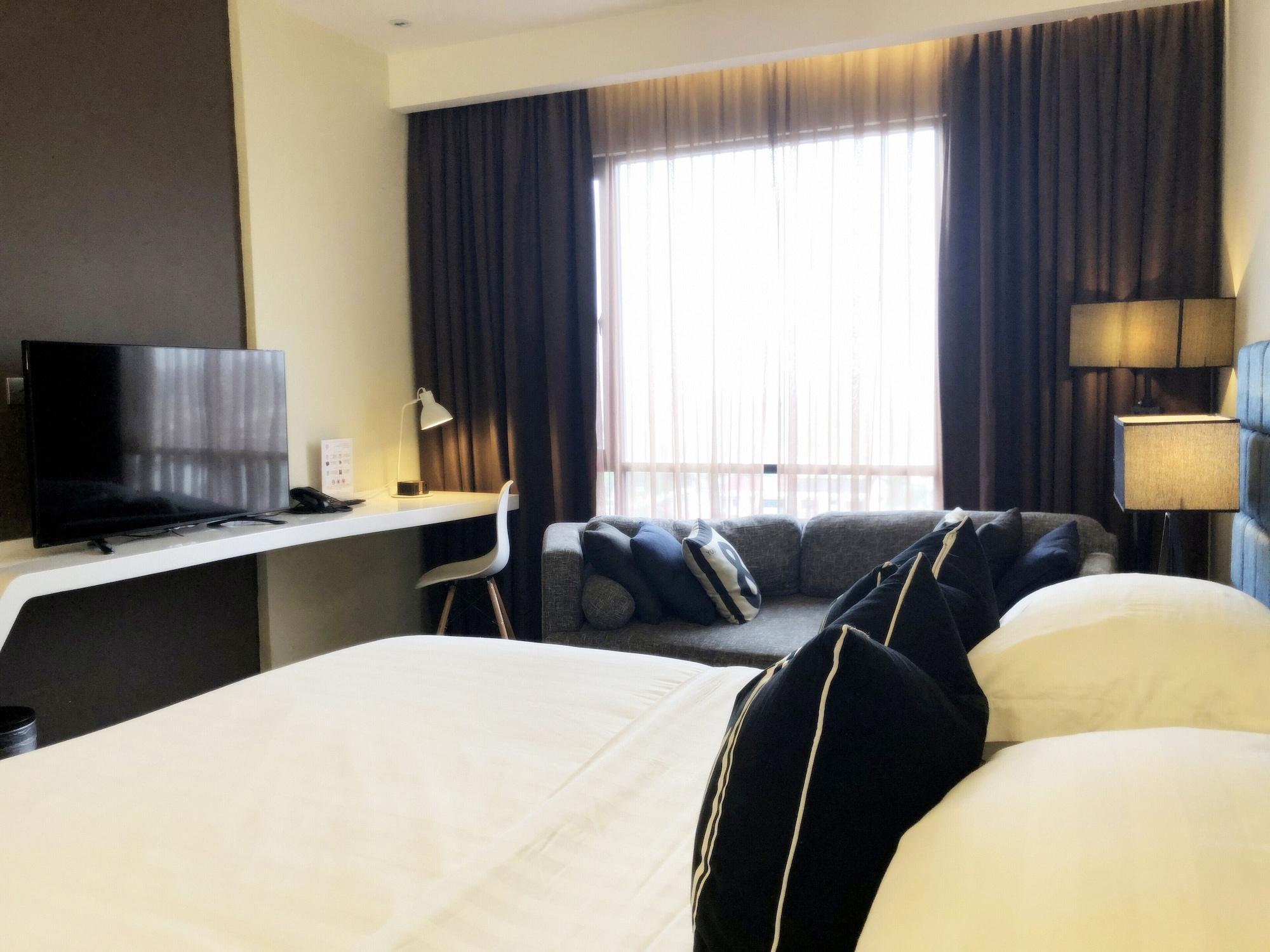 M Roof Hotel & Residences Ipoh Esterno foto