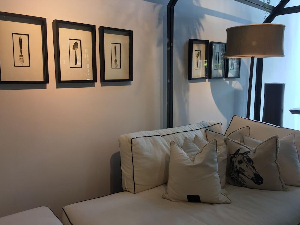 M Roof Hotel & Residences Ipoh Esterno foto