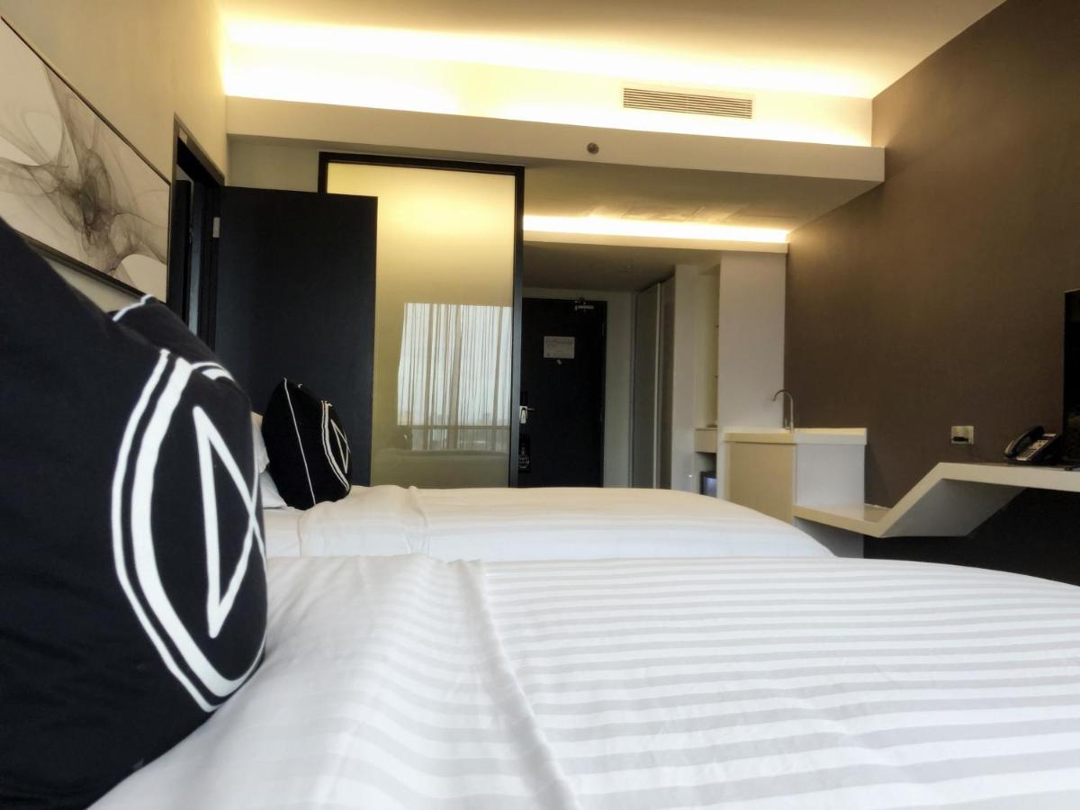 M Roof Hotel & Residences Ipoh Esterno foto