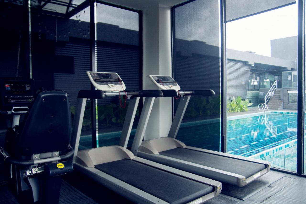 M Roof Hotel & Residences Ipoh Esterno foto